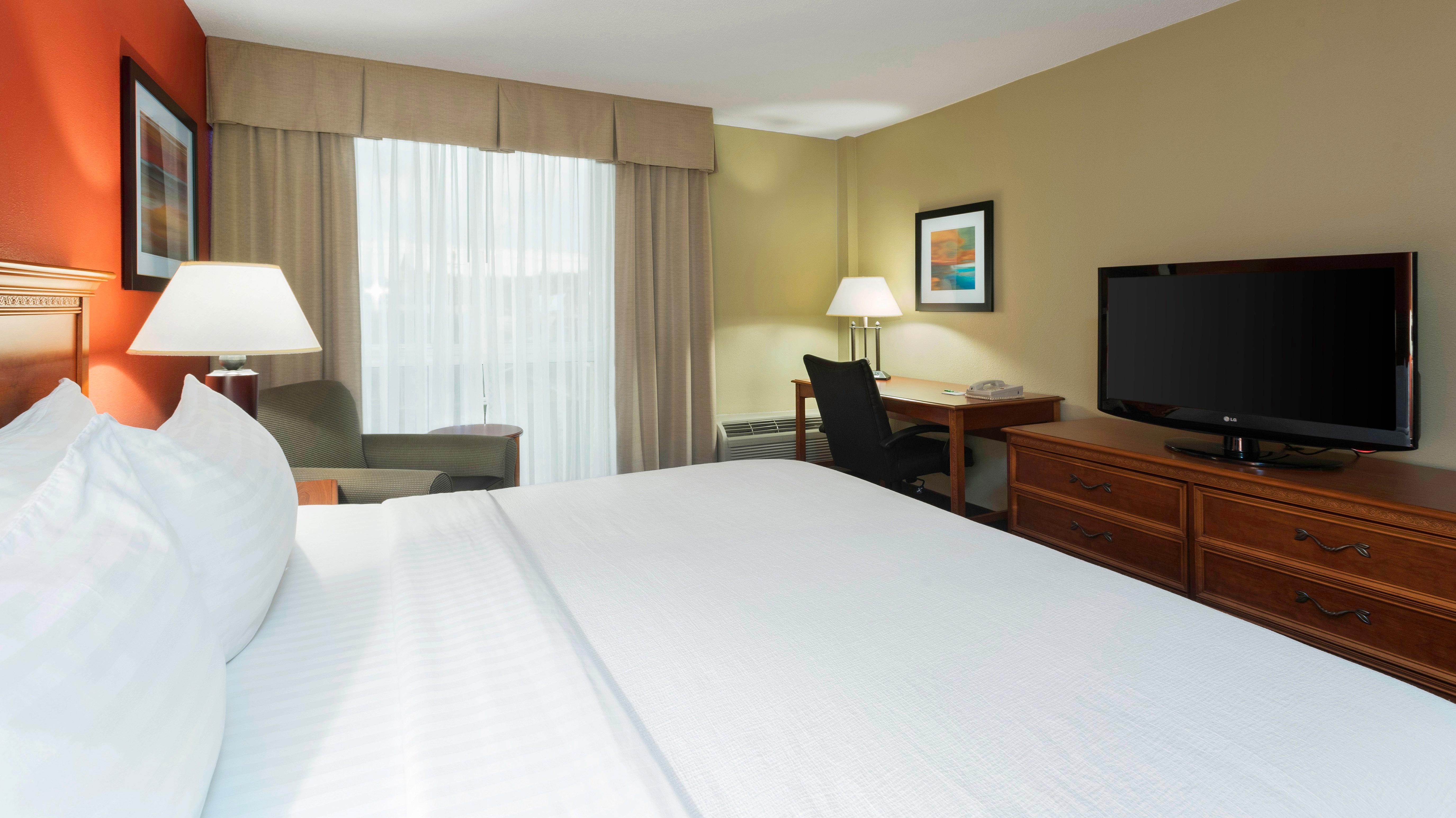 Hotel Cincinnati-riverfront By Ihg 3*