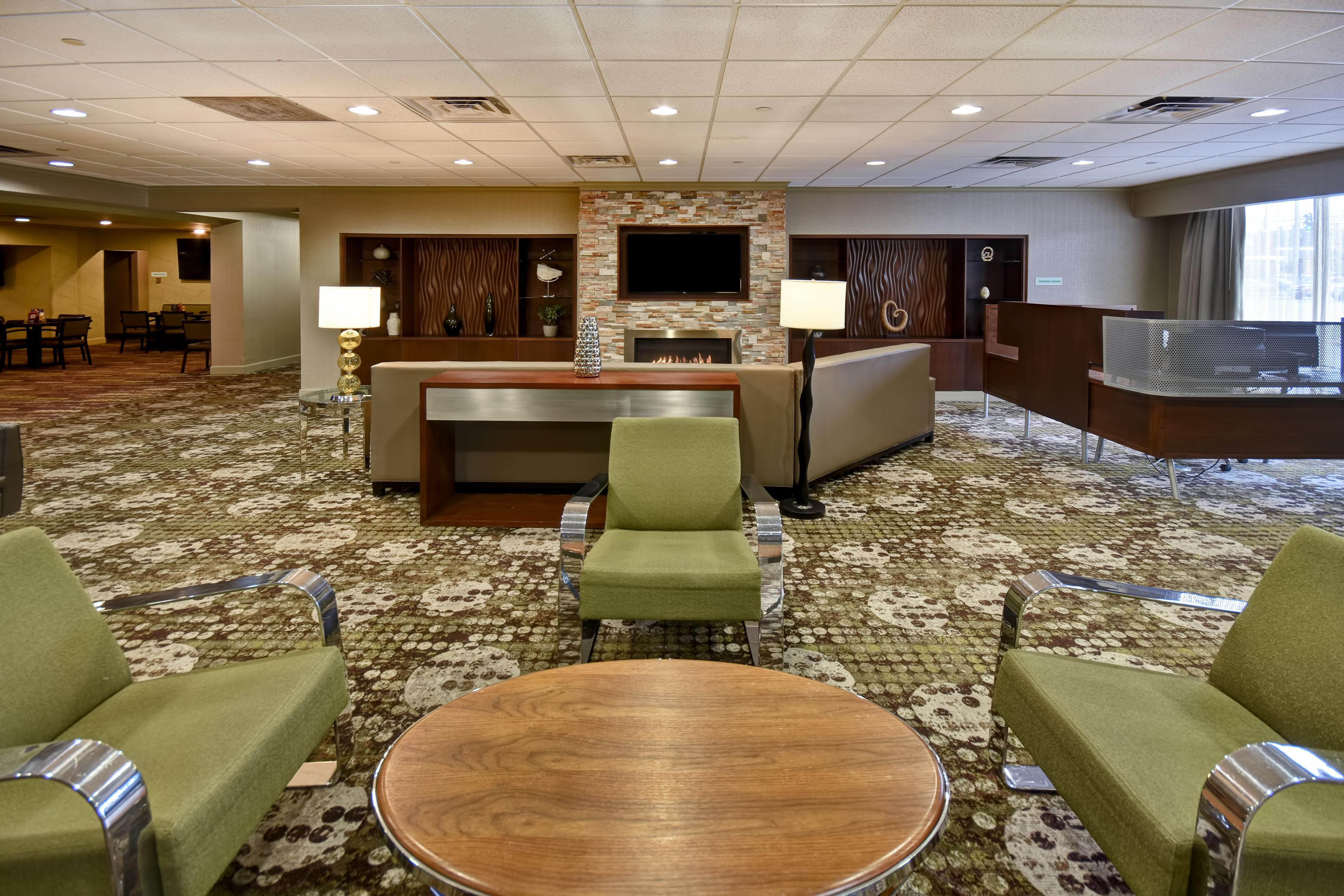 Hotel Cincinnati-riverfront By Ihg 3*