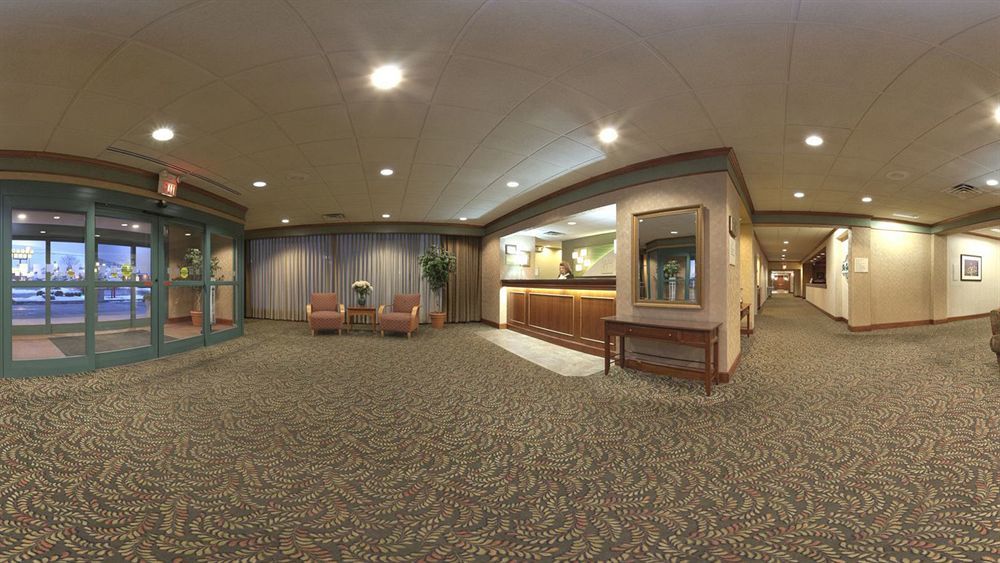 Hotel Cincinnati-riverfront By Ihg Covington